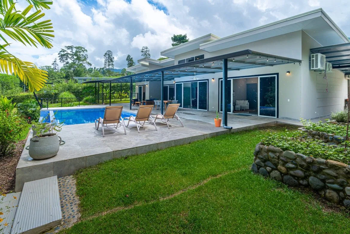 PROPERTY WITH THREE BEDROOM AND GARDEN, IN UVITA – 1.33 ACRES, photo 14