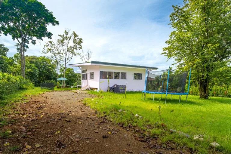 2 Bedroom Home in the Heart of Ojochal!
