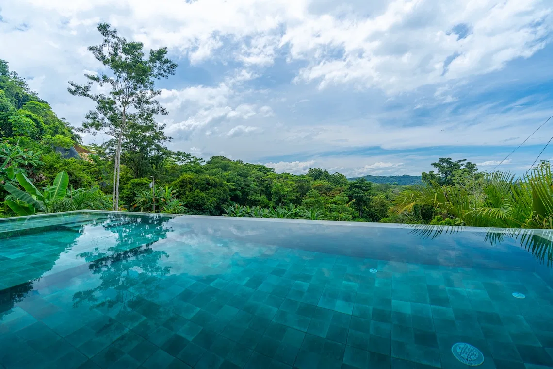 LUXURY PROPERTY WITH THREE BEDROOM AND PANORAMICS VALLEY VIEWS, IN OJOCHAL – 1.41 ACRES, photo 13