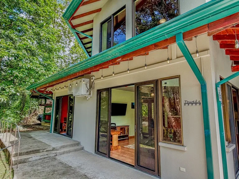 0.8 ACRES- 2 Bedrooms w/ Conversion Potential to 3 Bedrooms, 2 Full Bathrooms, Saltwater Pool, 8min to Dominical, and TWO 4×4 Vehicles Included!!!, photo 6