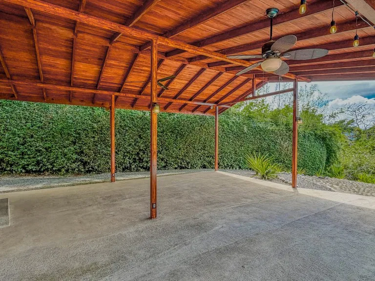 0.8 ACRES- 2 Bedrooms w/ Conversion Potential to 3 Bedrooms, 2 Full Bathrooms, Saltwater Pool, 8min to Dominical, and TWO 4×4 Vehicles Included!!!, photo 7