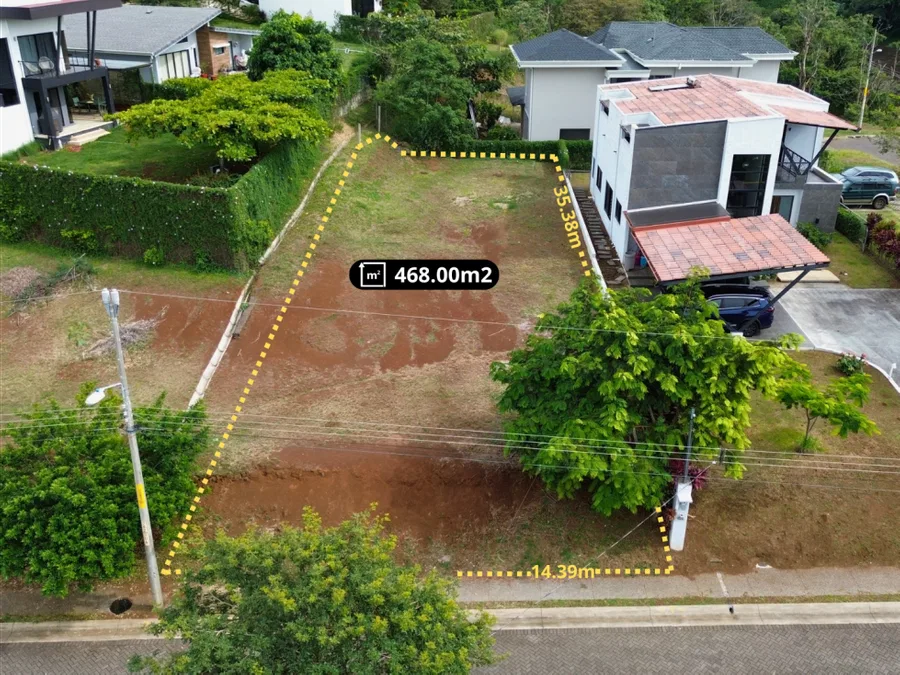 Se Vende Lote - Condominio Hacienda Natura, Naranjo