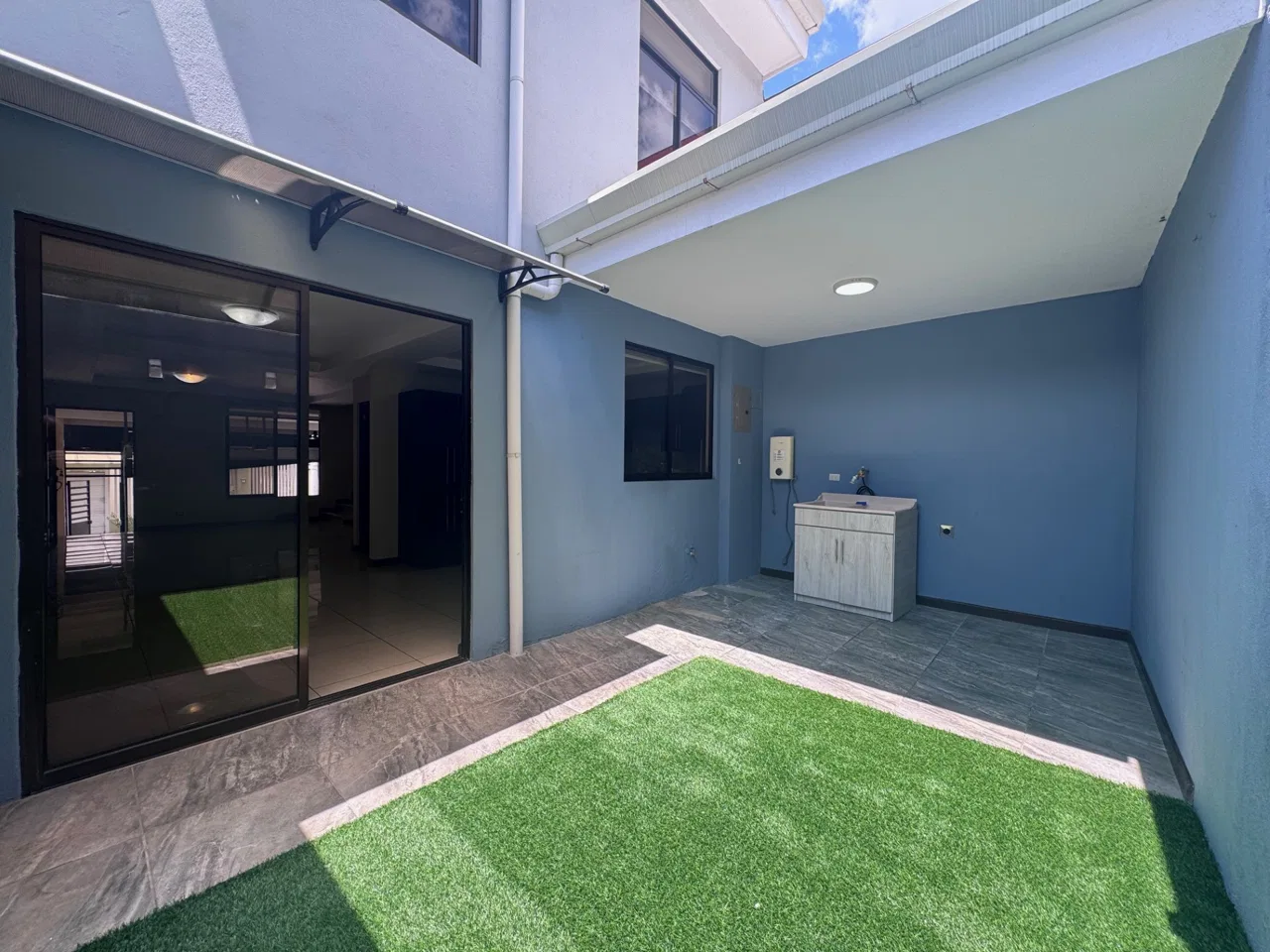 Hermosa casa en residencial privado Vistas de la Hacienda con extraordinaria ubicación y fácil salida a Tres Ríos centro, Concepción y calle vieja, en entorno ..., photo 4