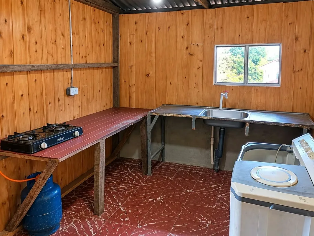 Casa con lote en venta en León Cortés – 305 m² | Ideal para vivienda o negocio, photo 2