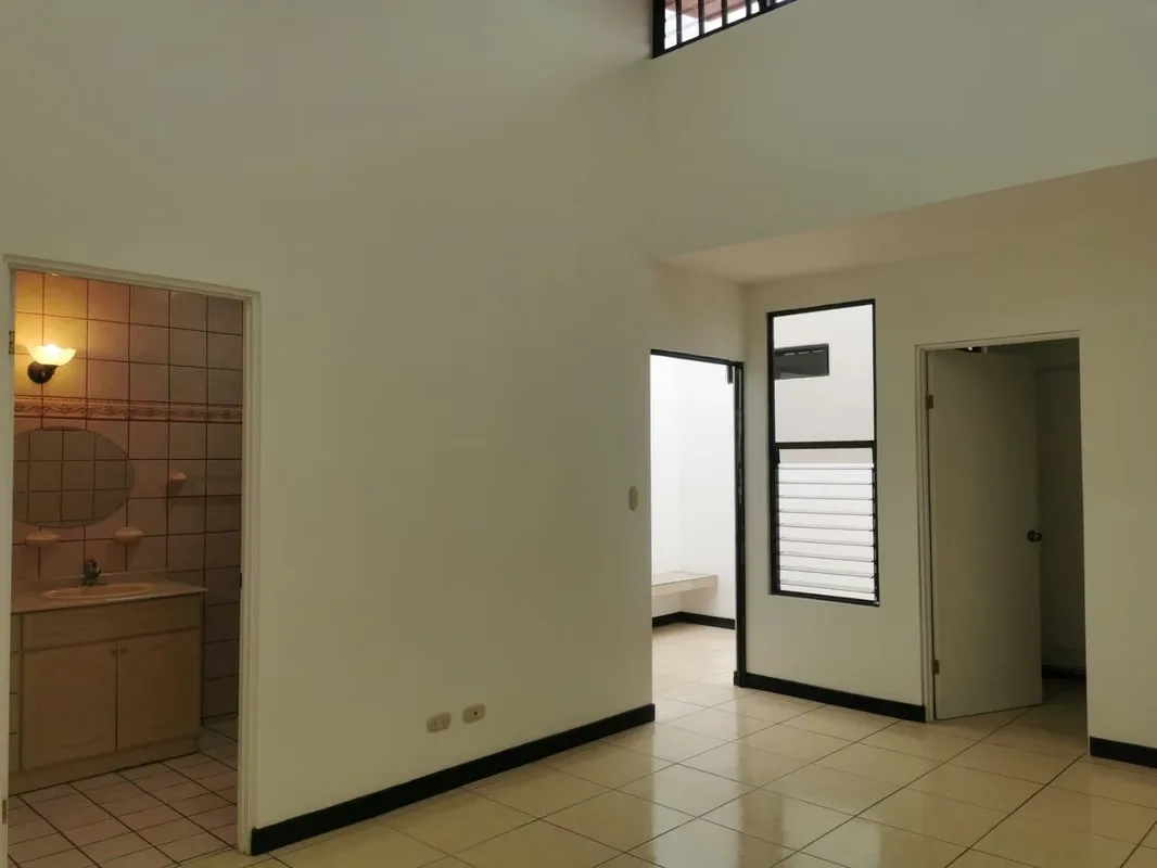 Casa en venta en Residencial Pinar, Santa Marta, Montes de Oca, photo 3