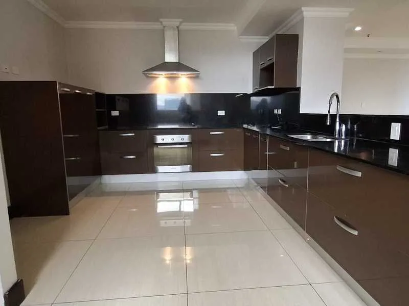 2 Bed Condo To Rent in Sabana Sur