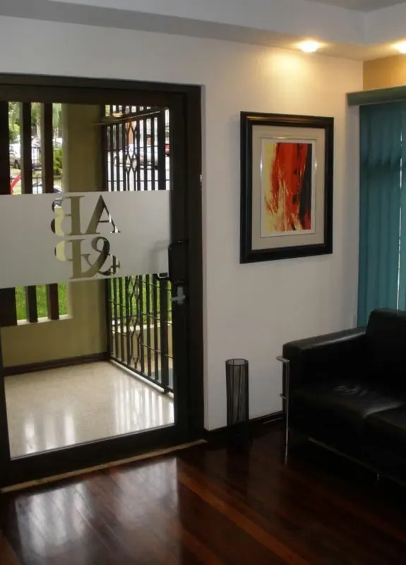 URGE VENDER High Value Property in Los Yoses - Impact Price for Quick Investment, photo 7