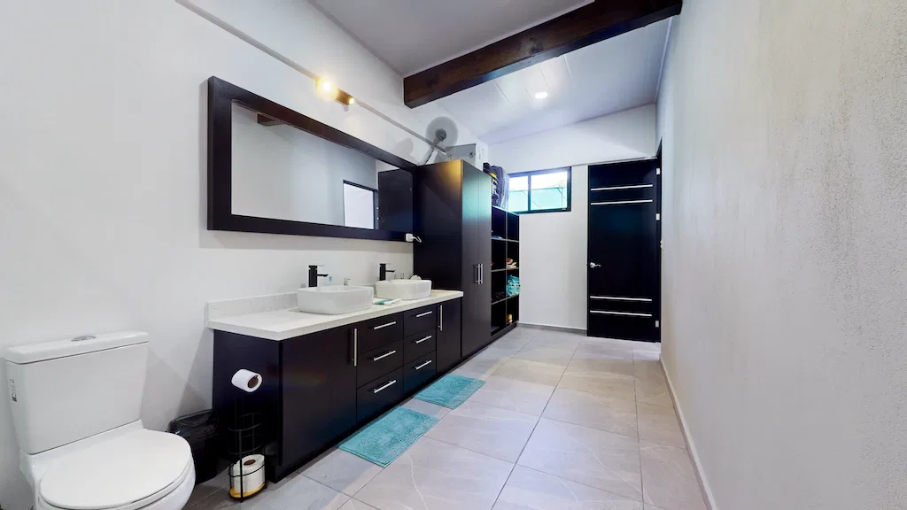 FOR SALE 3 BEDROOM HOME WITH POOL NEAR UVITA BEACH, photo 24