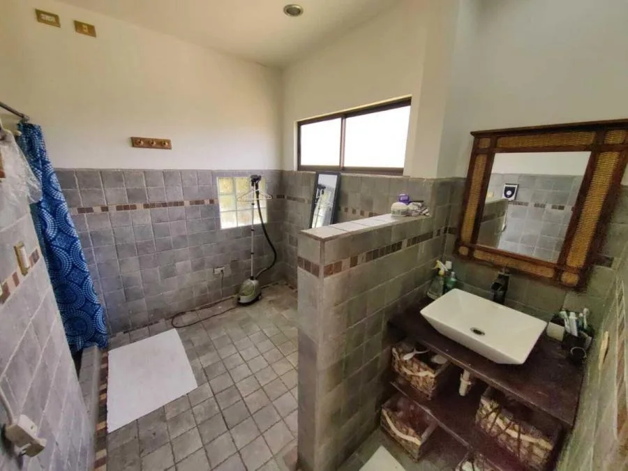 CASA EN VENTA EN CONDOMINIO VERANDA, GRANADILLA, CURRIDABAT RAH 24645  - Venta en Granadilla, photo 6