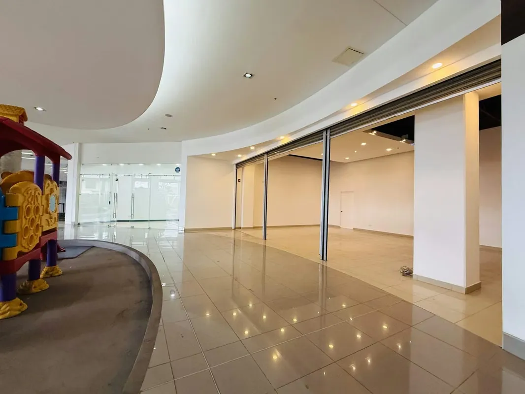 En venta local comercial de 91 m² en el primer piso de Zona Centro, San Rafael Abajo., photo 4