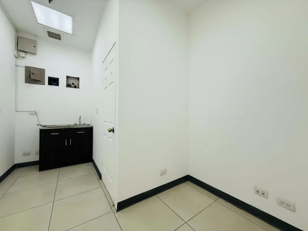 En venta local comercial de 91 m² en el primer piso de Zona Centro, San Rafael Abajo., photo 7