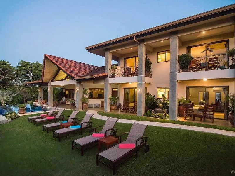 6 Bed Single Family Homes For Sale in Hermosa