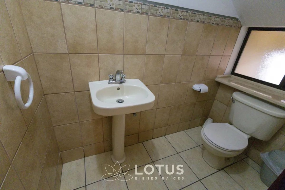 Casa en Venta en Condominio Lomas de Granadilla, Curridabat — 4 hab., Cód. AJ070, photo 6