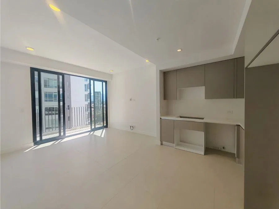 Apartamento de 2 Habitaciones en Torre Parkwood Nunciatura
