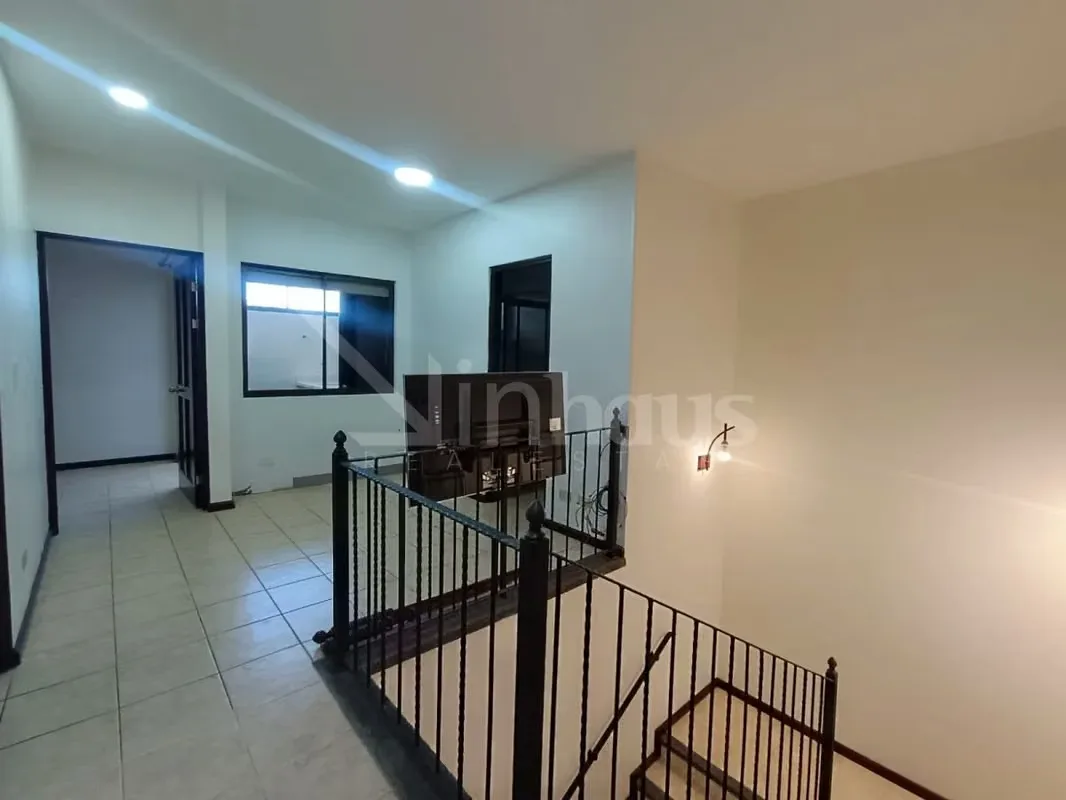 Se vende fresca casa de dos niveles ubicada en Brasil de Mora, con 200 m2 de construcción sobre un lote de 120 m2. La propiedad ofrece:, photo 15