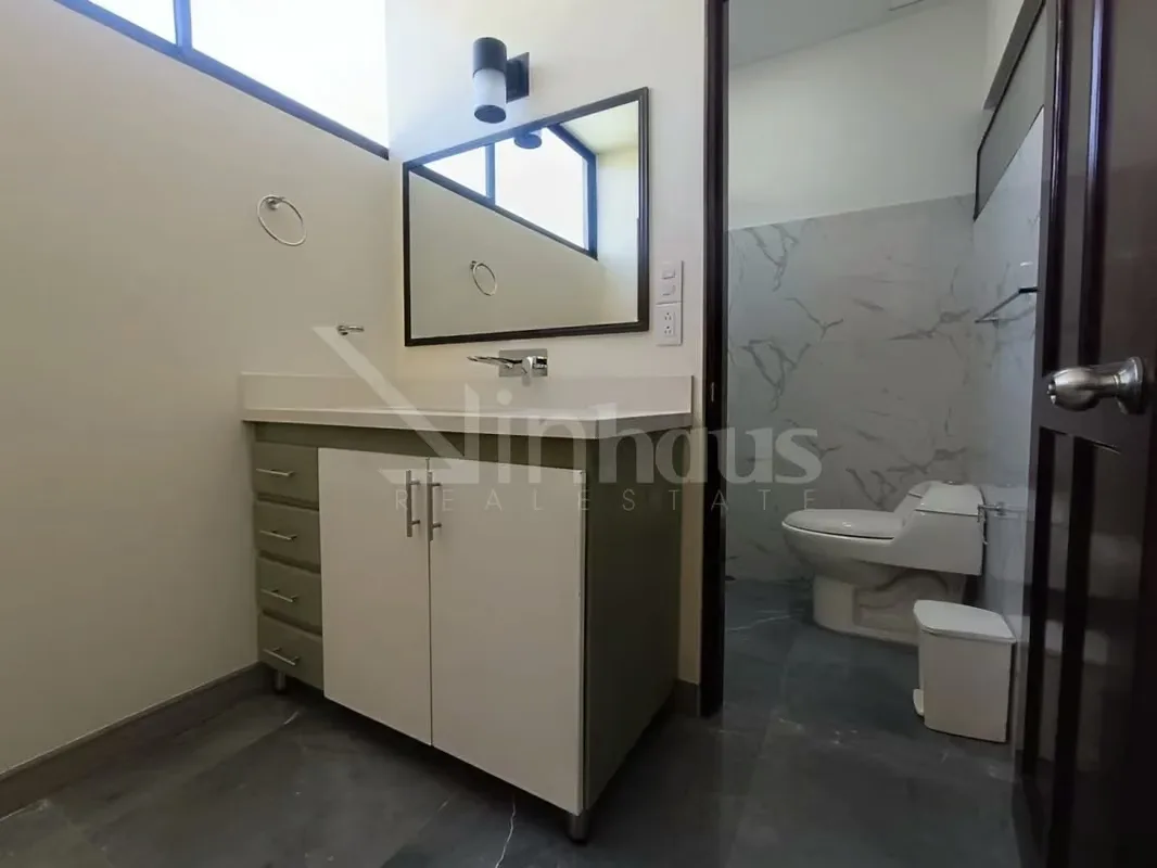 Se vende fresca casa de dos niveles ubicada en Brasil de Mora, con 200 m2 de construcción sobre un lote de 120 m2. La propiedad ofrece:, photo 16