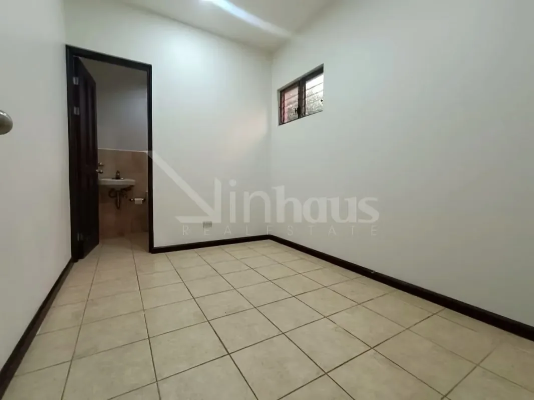 Se vende fresca casa de dos niveles ubicada en Brasil de Mora, con 200 m2 de construcción sobre un lote de 120 m2. La propiedad ofrece:, photo 9