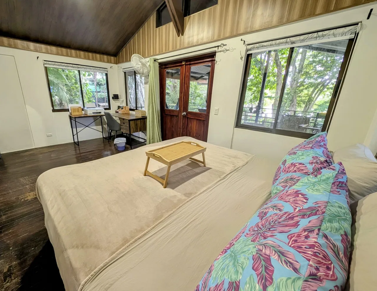 COMMERCIAL PROPERTY WITH SIX BEDROOMS NEAR EVERYTHING, IN DOMINICAL – 0.23 ACRES, photo 13