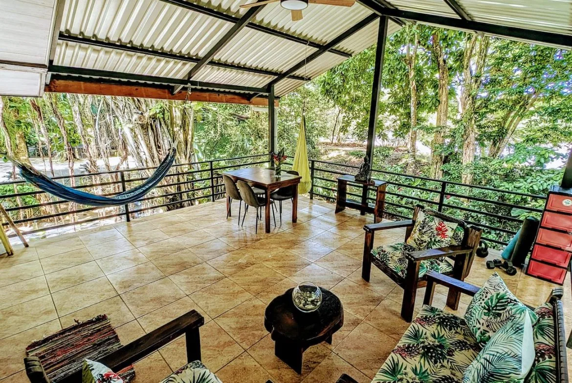 COMMERCIAL PROPERTY WITH SIX BEDROOMS NEAR EVERYTHING, IN DOMINICAL – 0.23 ACRES, photo 10
