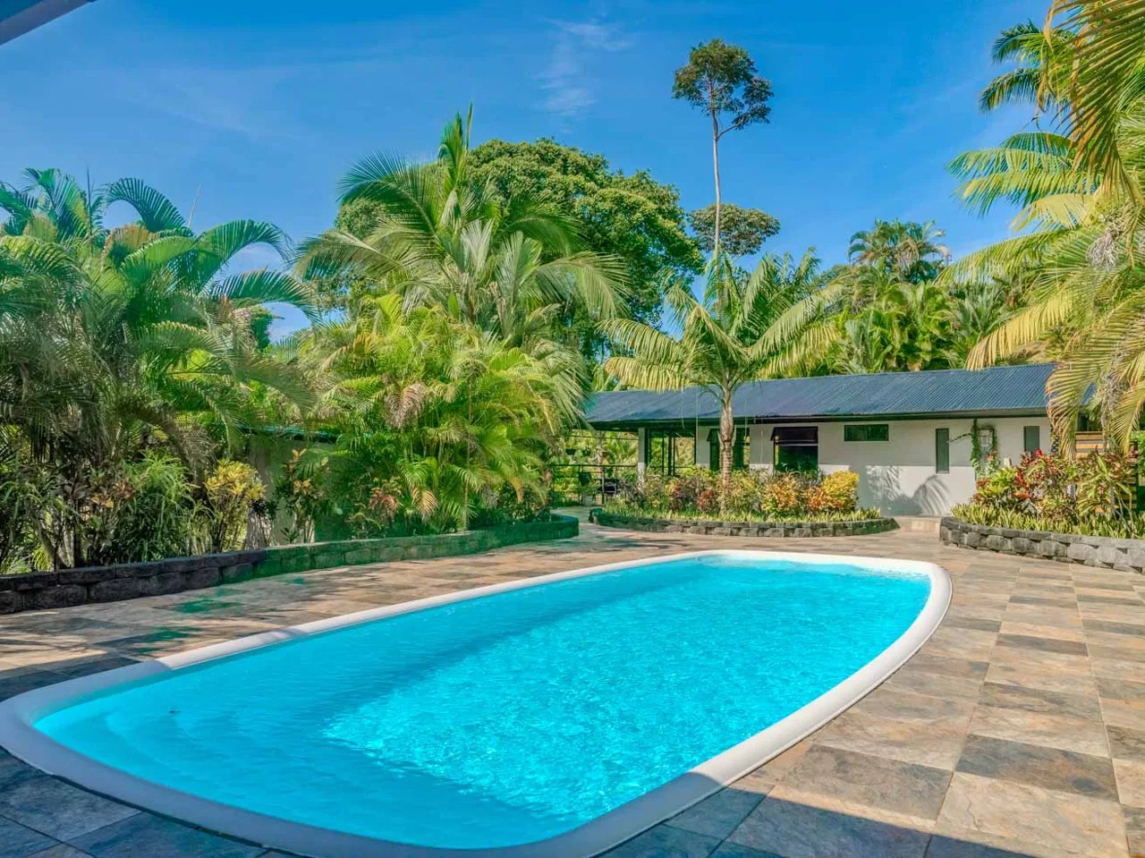 HOUSE WITH WATERFALL ACCESS AND PRIVACY CLOSE TO UVITA AND OJOCHAL – 3.8 ACRES, photo 3