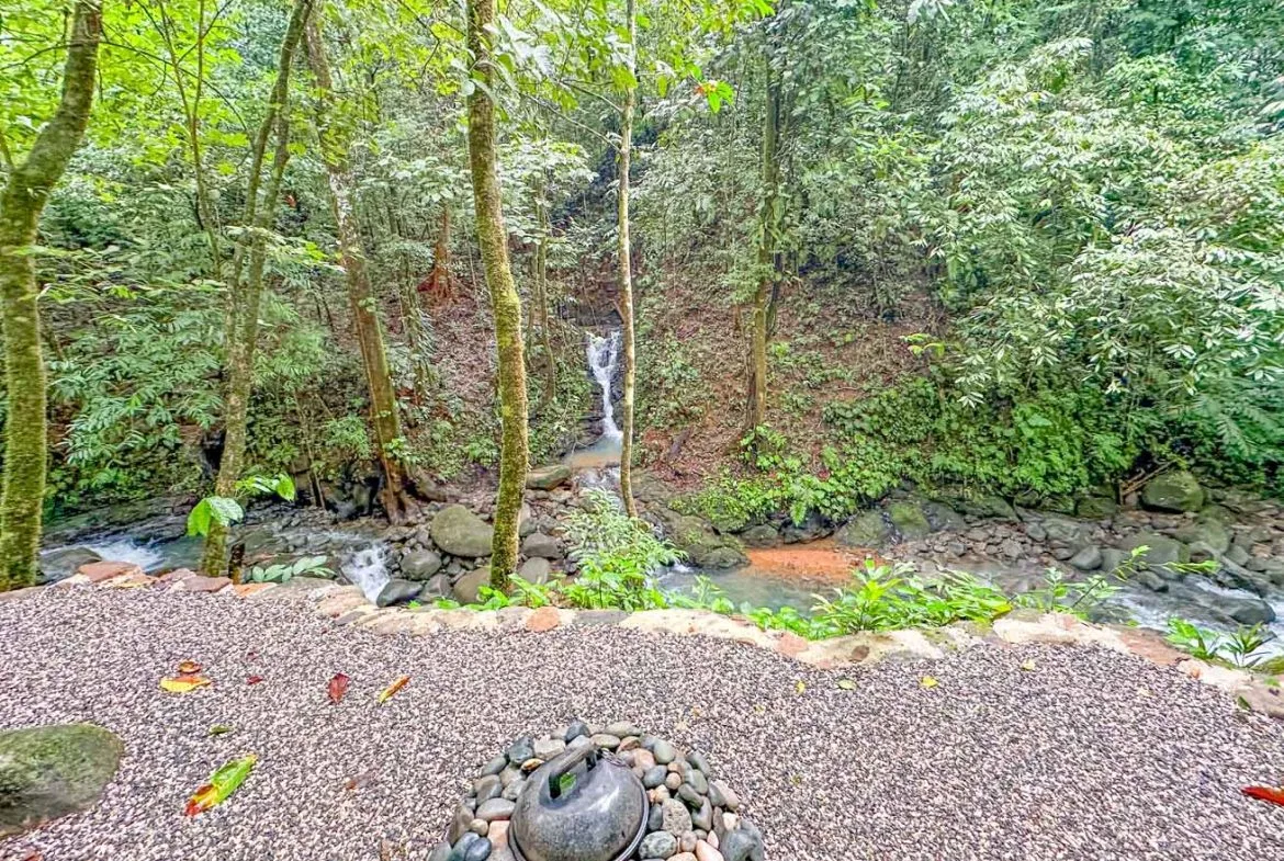 HOUSE WITH WATERFALL ACCESS AND PRIVACY CLOSE TO UVITA AND OJOCHAL – 3.8 ACRES, photo 9