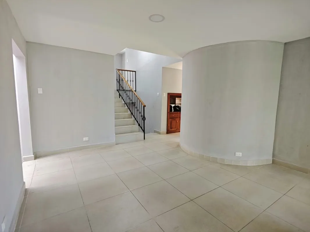 Alquiler de Casa independiente| 3 habitaciones | Oficina privada | Terraza y parqueo para 3 vehículos., photo 7