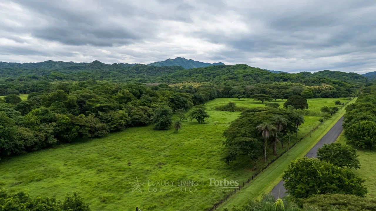 21116N - Finca con terreno plano para desarrollo sostenible, Guanacaste