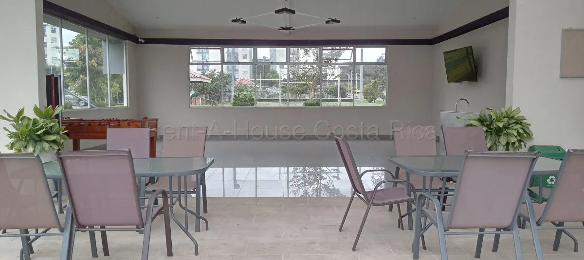Apartamento con balcón y amenidades tipo club ideal para vivir o invertir #26-1527 GS - Venta en Curridabat, photo 8