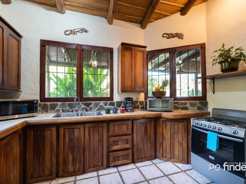 3 Bed Single Family Homes For Sale in Playa Hermosa, photo 12