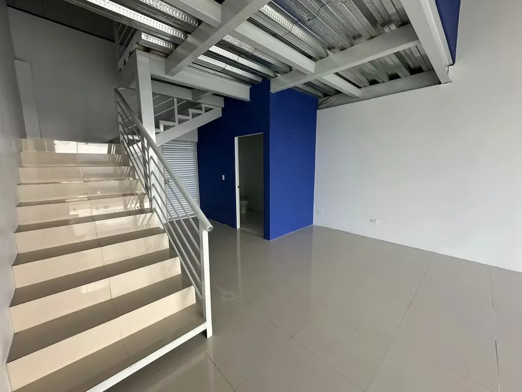 Spacious and bright brand-new commercial spaces ready for occupancy in a truly strategic location., photo 11