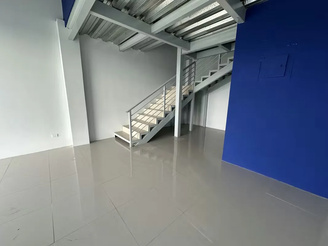 Spacious and bright brand-new commercial spaces ready for occupancy in a truly strategic location., photo 10
