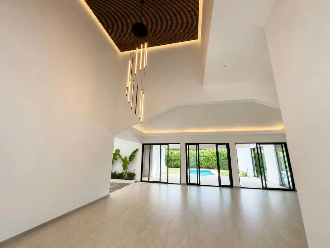 Casa en venta en Lindora un solo nivel nueva, photo 8