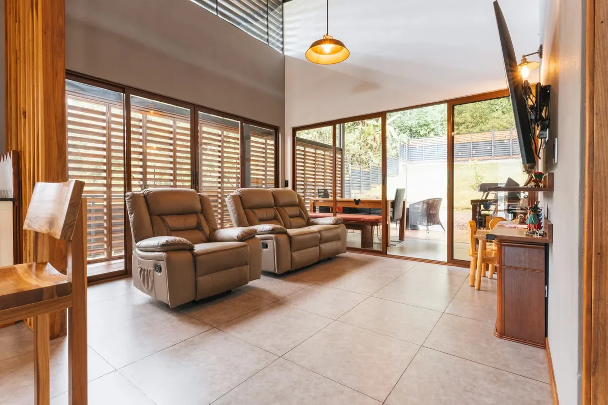 Contemporary home in Residencial Las Margaritas, one of the most exclusive residential areas in Santa María de Dota. Built in 2019, it offers 200 m² of construction on a 641 m² lot, ..., photo 11