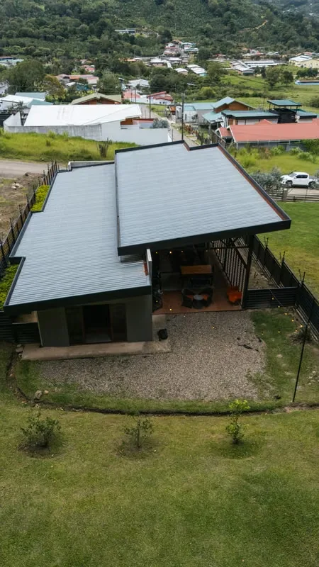 Contemporary home in Residencial Las Margaritas, one of the most exclusive residential areas in Santa María de Dota. Built in 2019, it offers 200 m² of construction on a 641 m² lot, ..., photo 8
