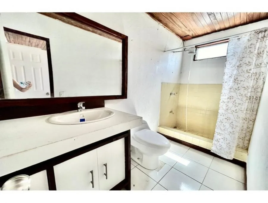 Venta de casa en Residencial La Maravilla, Sabanilla #JM65 - Venta en San Pedro, photo 6