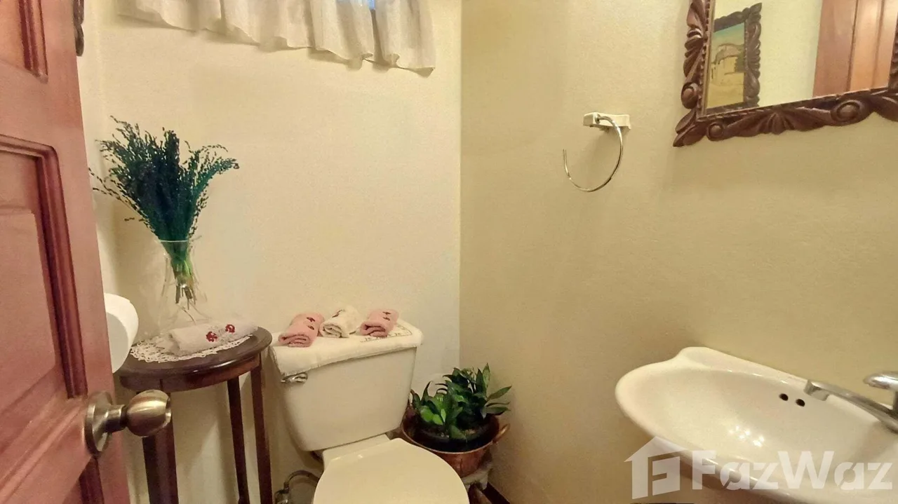 4 Bedroom House for Sale at Curridabat for $238,000, photo 4