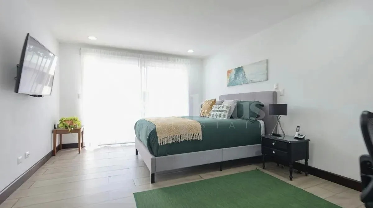 Descubra esta hermosa townhouse en venta, una propiedad excepcional ubicada en una prestigiosa zona de Granadilla, Curridabat, San José. Este hogar de 230 m² de construcción sobre un ..., photo 6