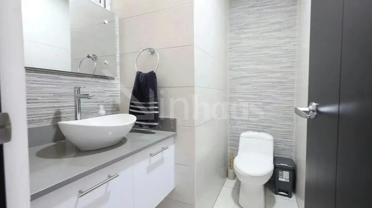 Descubra esta hermosa townhouse en venta, una propiedad excepcional ubicada en una prestigiosa zona de Granadilla, Curridabat, San José. Este hogar de 230 m² de construcción sobre un ..., photo 7