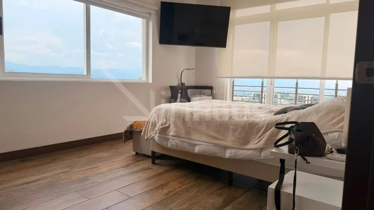 APARTAMENTO EN VENTA – CONDOMINIO Hermoso apartamento en venta dentro de un condominio con excelentes amenidades y un ambiente tranquilo y seguro, ideal para vivir o como inversión. ...