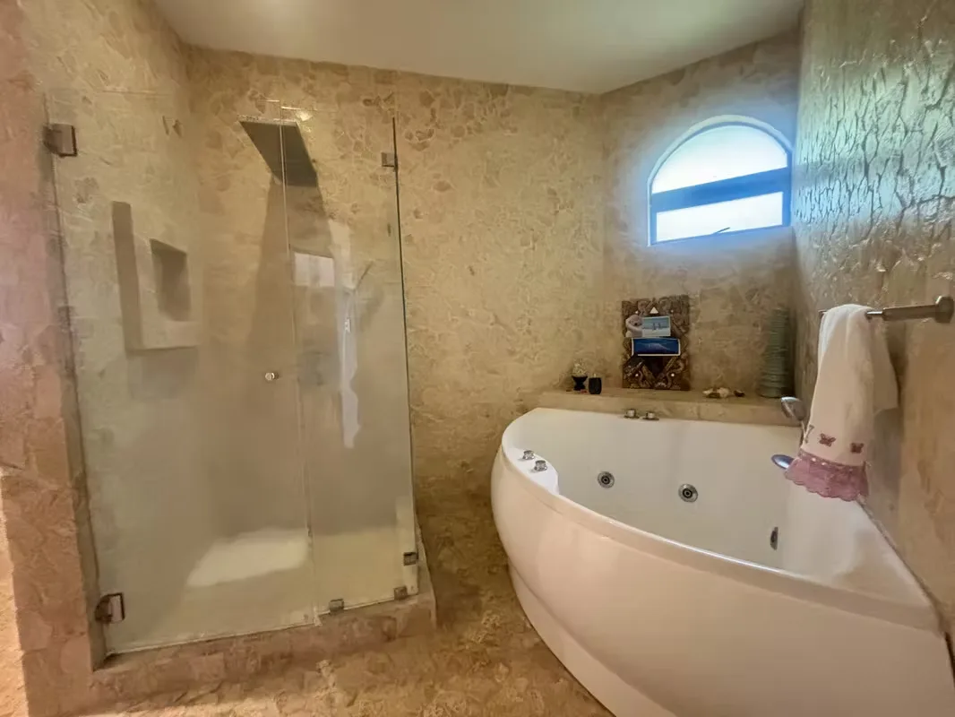Very spacious house, each room with its bathroom, corner in the Hacienda Los Reyes., photo 12