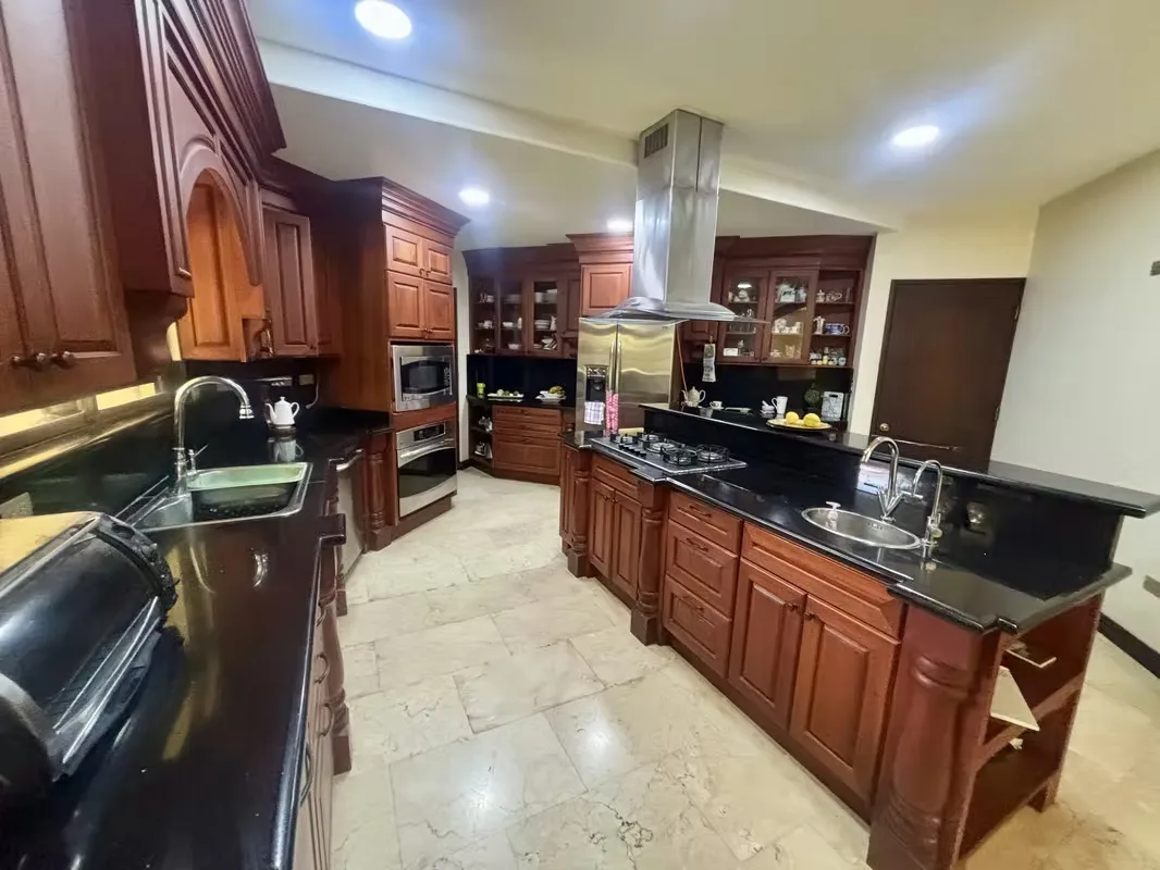 Very spacious house, each room with its bathroom, corner in the Hacienda Los Reyes., photo 9