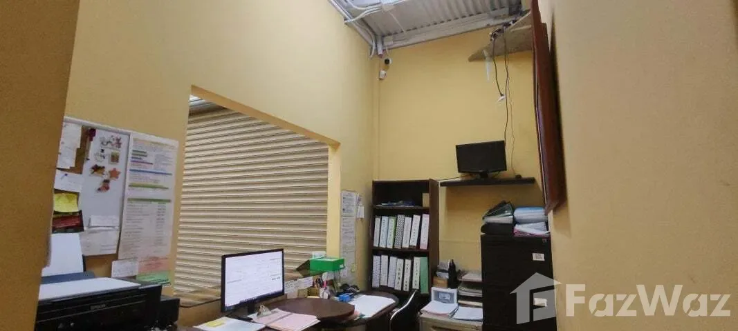 Retail space for Rent at Goicochea for $2,000/mo, photo 9