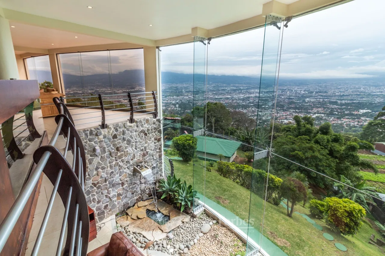Casa de lujo en las montañas de Escazú | Vistas de Bebedero