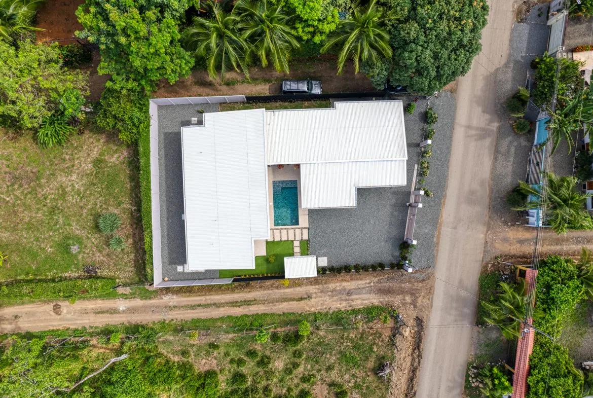 3 BEDROOM BEACH HOME IN THRIVING UVITA COMMUNITY – 0.14 ACRES, photo 10