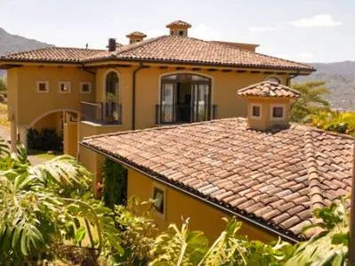 VENTA DE CASA EN CONDOMINIO HACIENDA EL GREGAL, photo 2