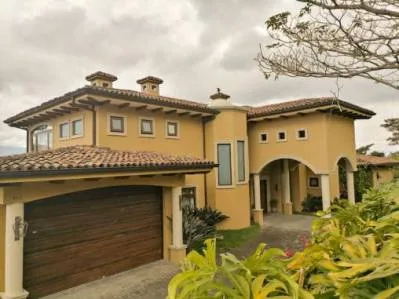 VENTA DE CASA EN CONDOMINIO HACIENDA EL GREGAL, photo 3
