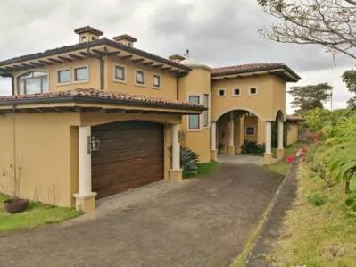 VENTA DE CASA EN CONDOMINIO HACIENDA EL GREGAL, photo 4