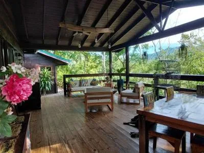 Chalet rústico de 2,5 ha en Tres Ríos: jacuzzi, cuadras y vistas, photo 2