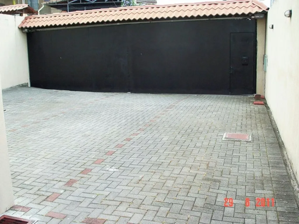 Lindo apartamento ubicado en Guachipelín Norte, en un residencial con seguridad 24/7. Se encuentra en un complejo privado de solo 4 unidades, en el primer piso., photo 4