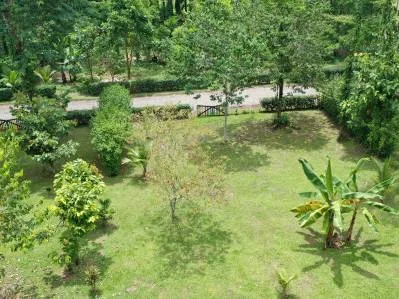 Lotes residenciales exclusivos, titulados, cerca del Parque Nacional de Cahuita
